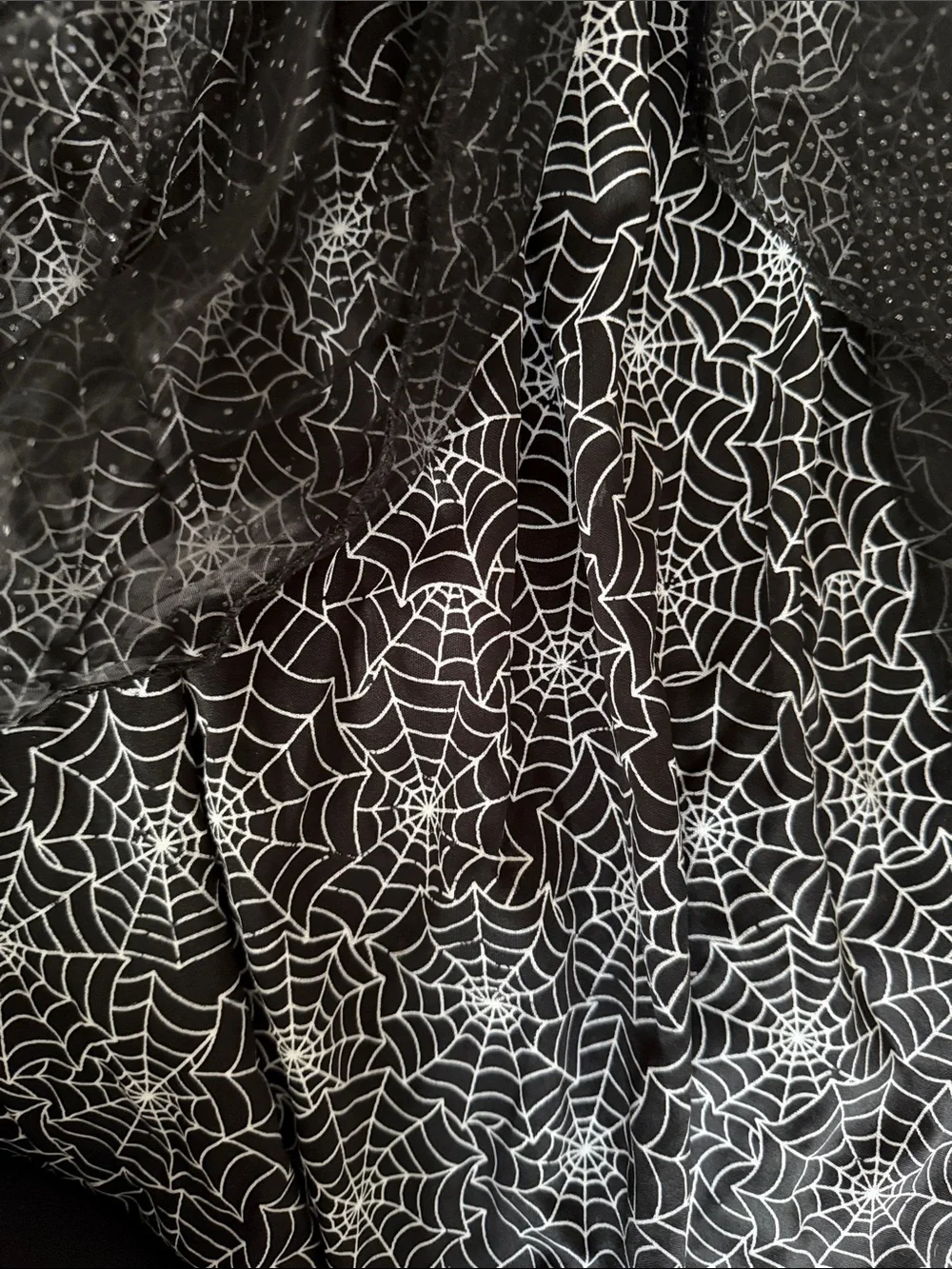 Pottery Barn Kids glow in the dark witch Halloween costume size 3